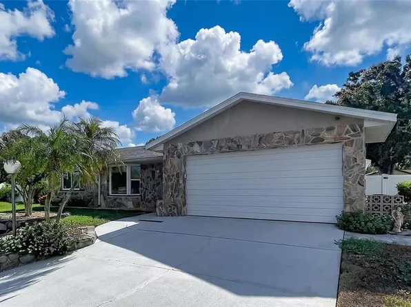 2021 58th Ln N, Clearwater, FL 33760
