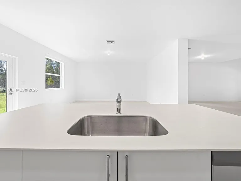 2442 SE 30th St — Photo 16