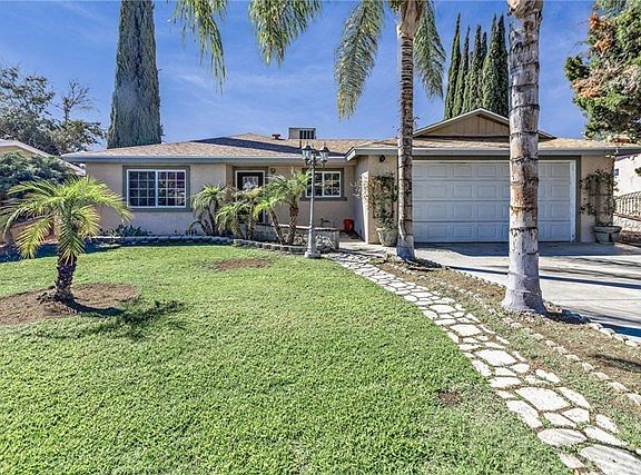 2nd image of 25067 Saint Christopher Ln