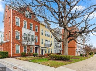 224 N Summit Ave #28, Gaithersburg, MD 20877