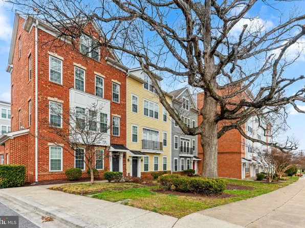 224 N Summit Ave #28, Gaithersburg, MD 20877