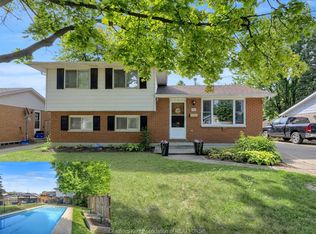 494 McNaughton Ave W, Chatham Kent, ON N7L4J3
