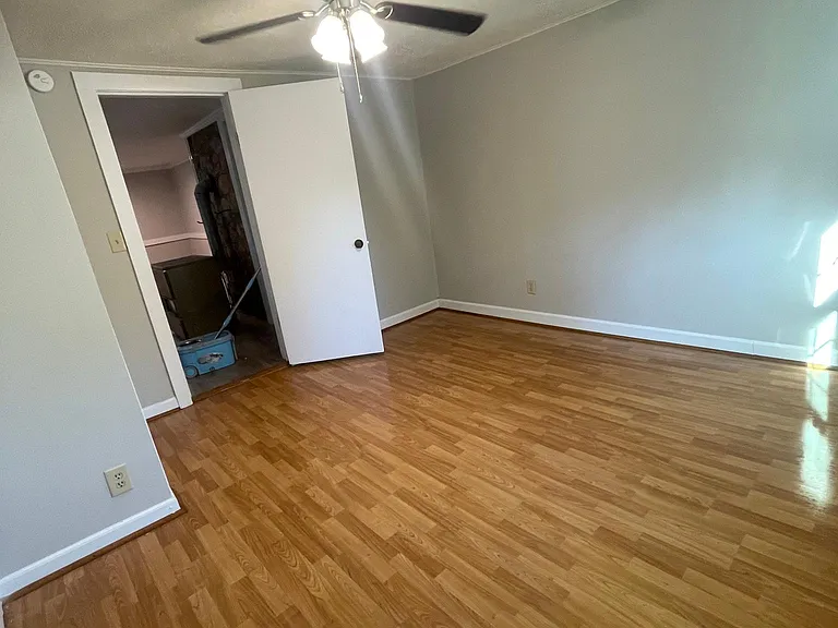 1635 Gibbs Shoals Rd — Photo 2