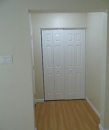 4th image of 11018 Gaylord Dr