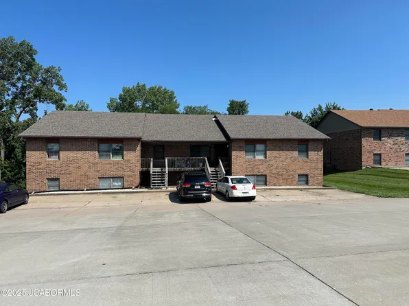 2512-E Southridge Dr, Jefferson City, MO 65109