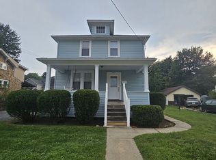 907 Dudley St, Morgantown, WV 26505