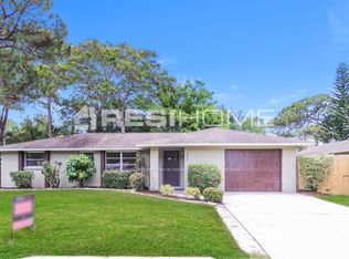 4048 Linwood St, Sarasota, FL 34232