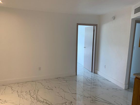 2nd image of 2174 NE 170th St APT 209