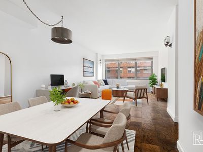 10 W 15th St APT 403, New York, NY, 10011