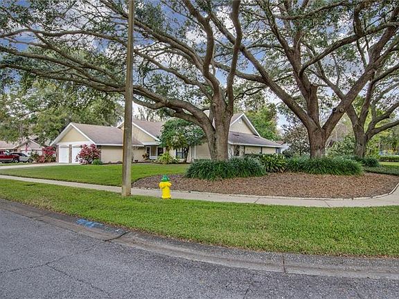 2nd image of 18236 Clear Lake Dr