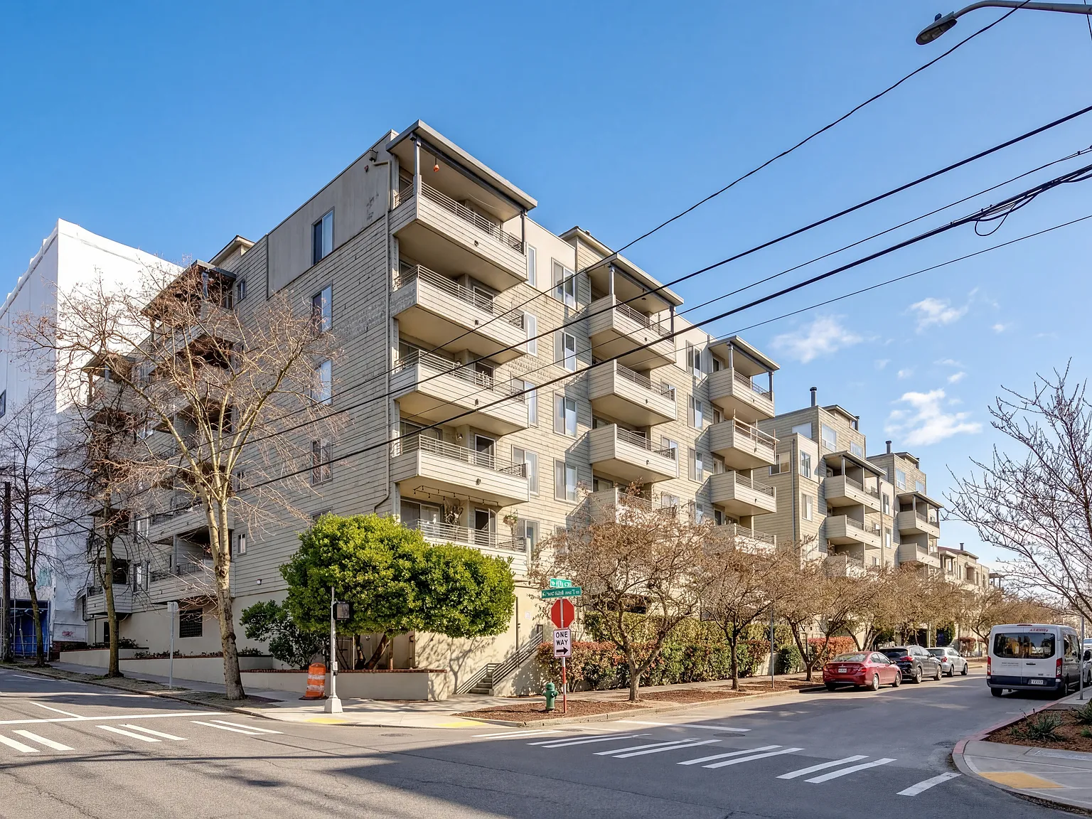 6700 Roosevelt Apartments — Photo 4