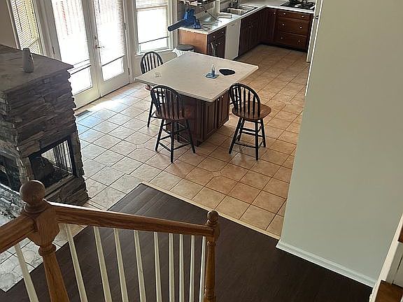 4th image of 3265 Greenhill Ct