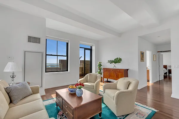 Sold by Compass | media 3