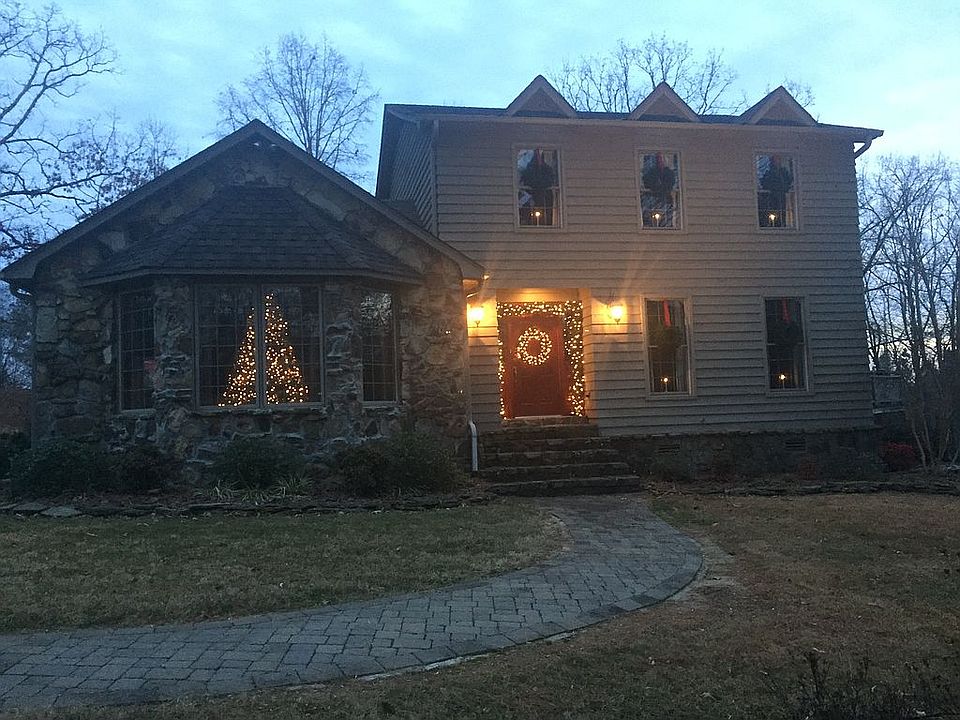 2nd image of 238 Eastern Shores Dr