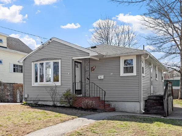 28 Hibiscus Ave, Waltham, MA 02451