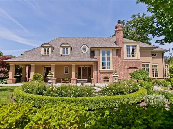 1081 Argyle Dr, Oakville, ON L6J 1A9