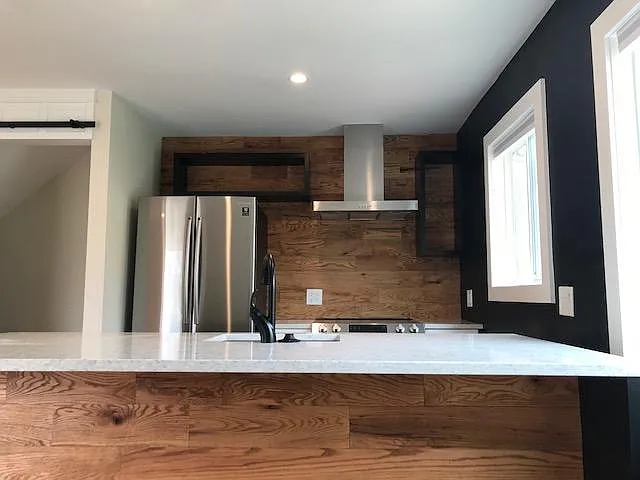 3 bed, 1250 sqft, $2,895 — Photo 3