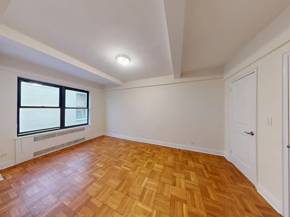 141 East 56th Street image 9 of 12