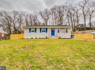 8926 Sylvania St, Lorton, VA 22079