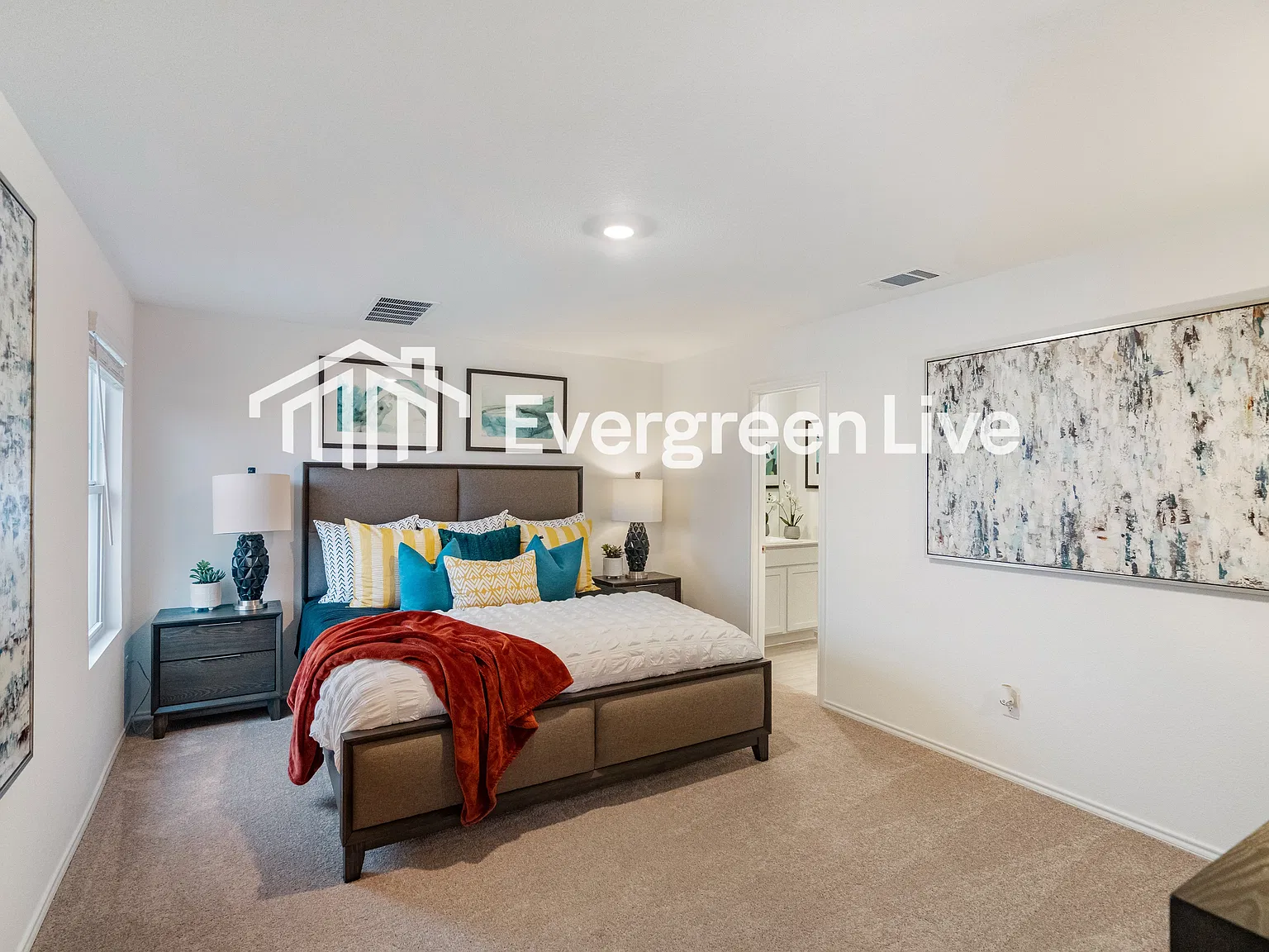 4 bed, 2.0 bath, 1667 sqft, $2,135 — Photo 2