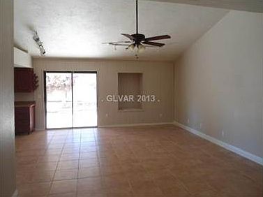2nd image of 4901 Yellow Pine Ln