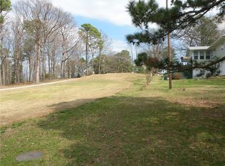 17 La Quinta Loop, Holiday Island, AR 72631
