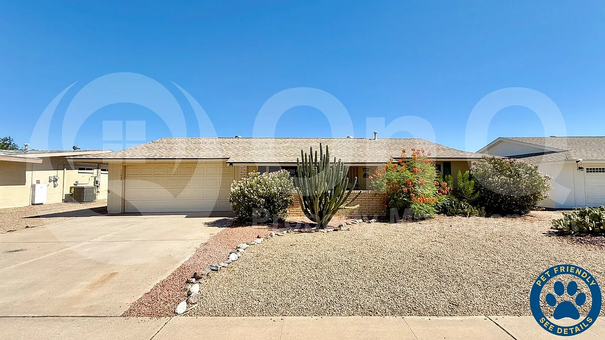 2 bed, 1.0 bath, 972 sqft, $1,499 — Photo 1