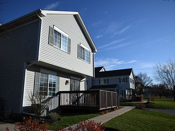 4th image of 120 Village Creek Dr #A