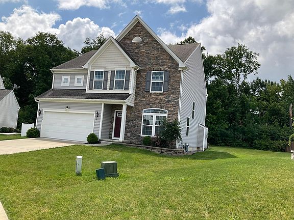 2nd image of 10353 Flagstone Dr