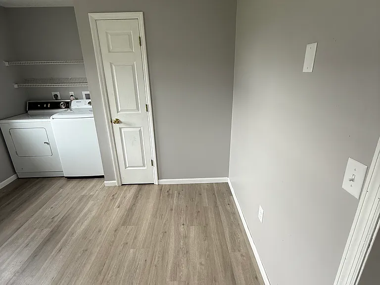 245 Barley Cir #1 — Photo 4