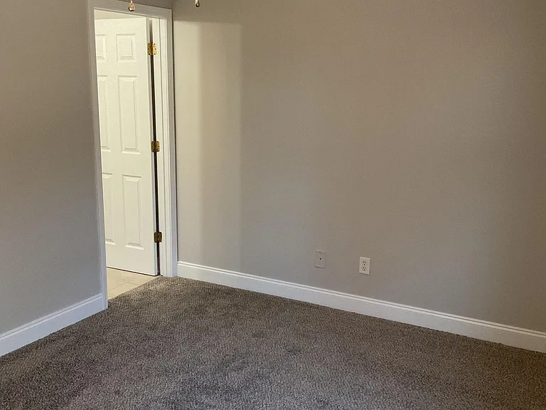 123 Westchester Cir — Photo 20