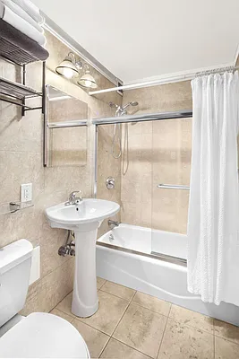 Rented by Stribling | media 17