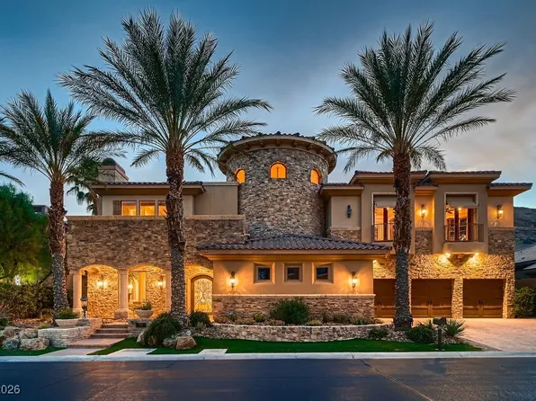 2845 Red Arrow Dr, Las Vegas, NV 89135