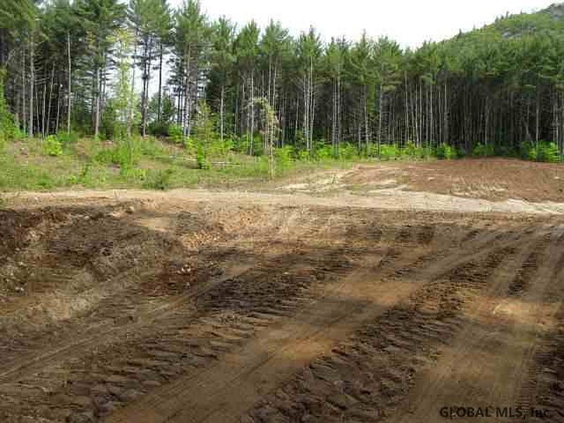 4th image of Athol Road