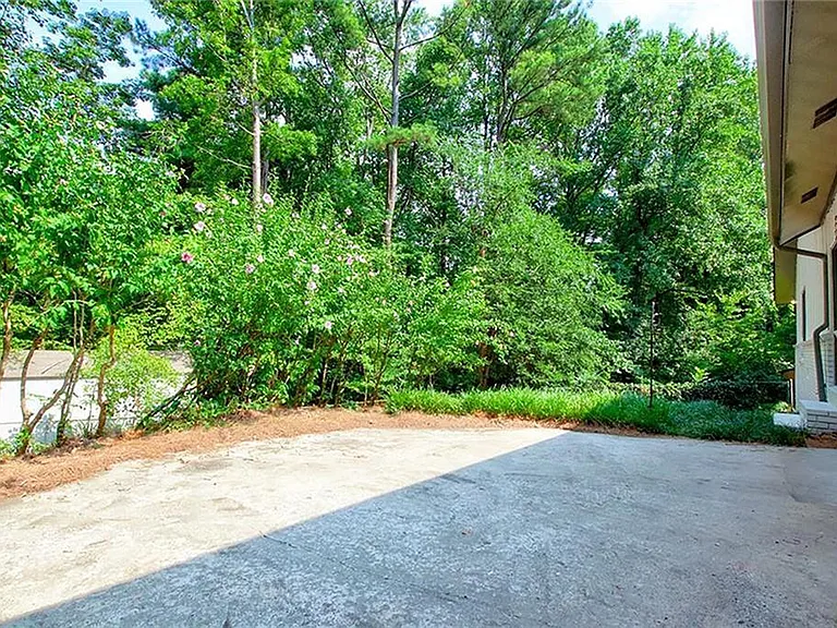 4176 Triple Creek Ct NE — Photo 25