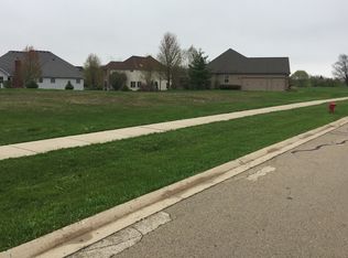 684 Greenfield Rd, Sugar Grove, IL 60554