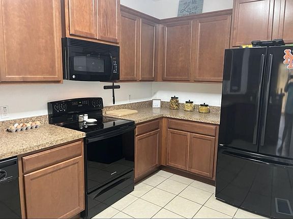 2nd image of 2249 Betsy Ross Ln