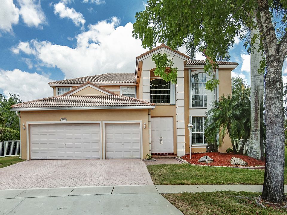1st image of 1898 NW 141st Ave
