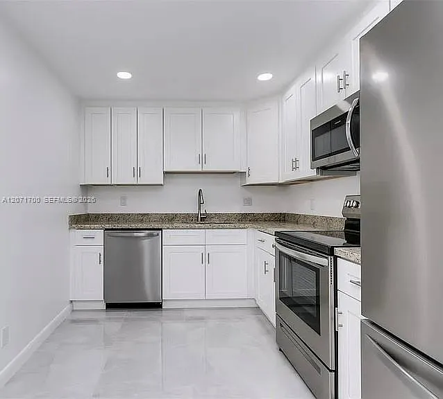 Olympus Condo Phase — Photo 3