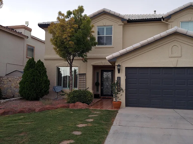 12409 Nina Pearl Dr — Photo 3