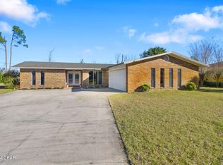 316 Floyd Dr, Lynn Haven, FL 32444