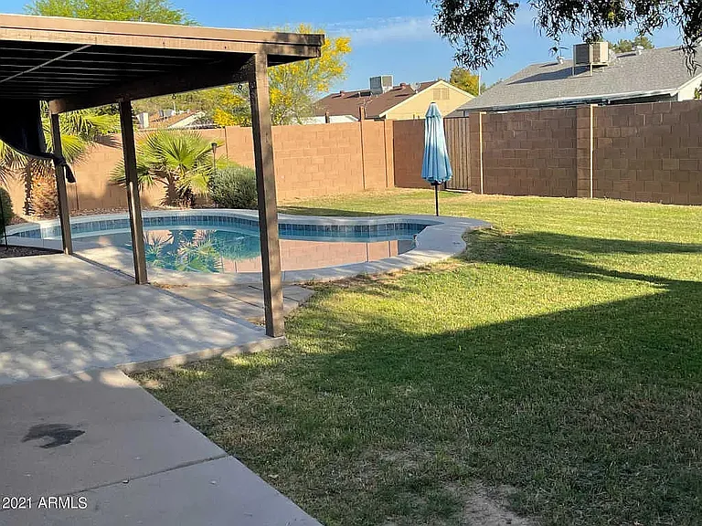 4628 W Gary Dr — Photo 3