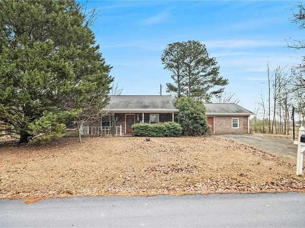 7 Bluebird Ln, Tallapoosa, GA 30176