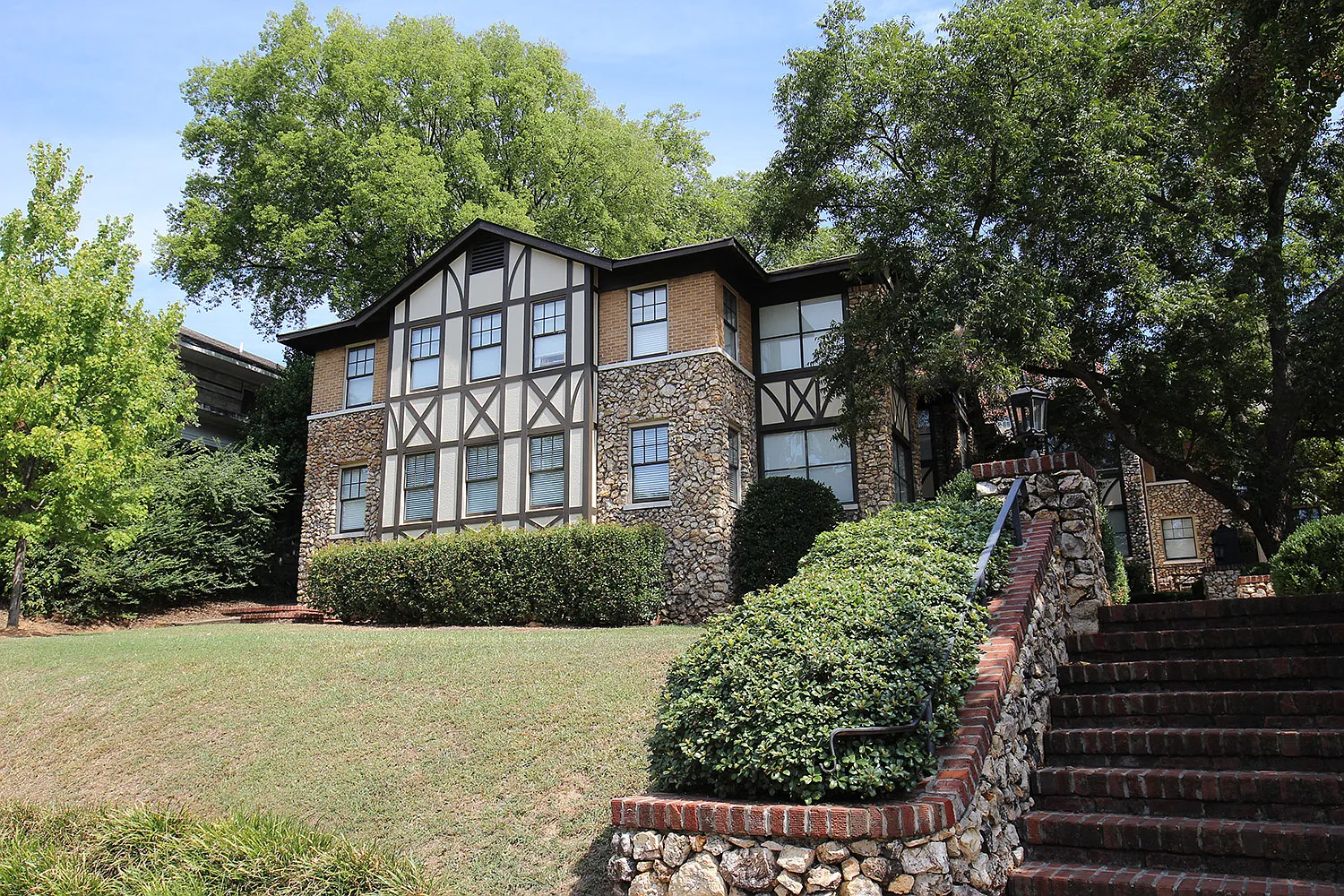 Rhodes Park Flats — photo 8