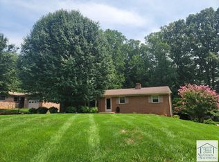 917 Clarke Rd, Martinsville, VA 24112