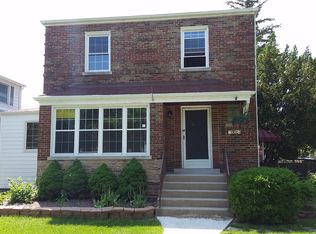 3300 Park Ave, Brookfield, IL