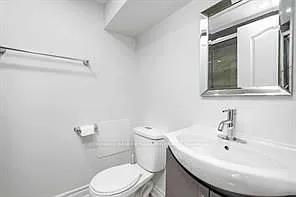 2095 Haig Dr — Photo 35