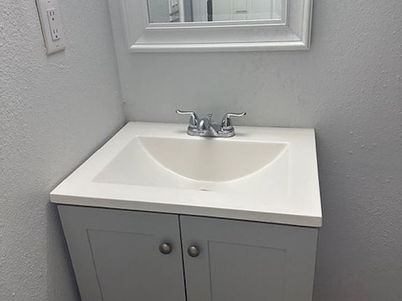 2nd image of 8014 Tommy Ct #1041H