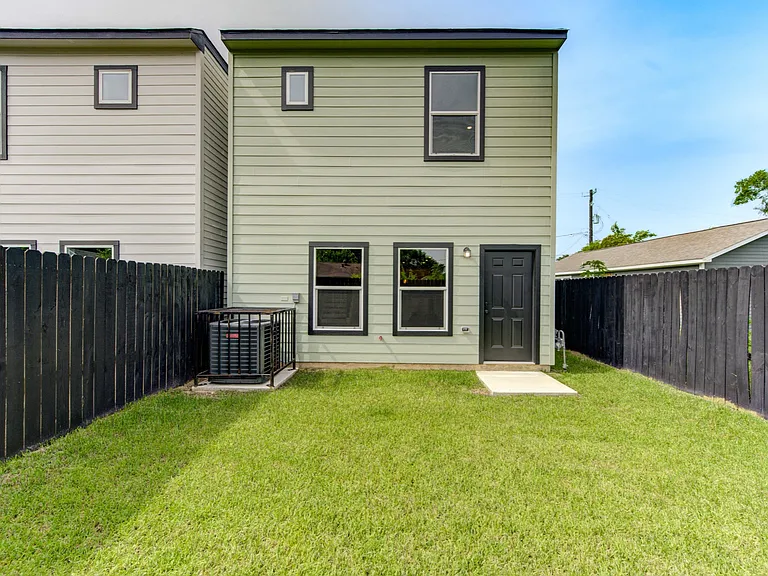 4509 Teton St — Photo 22