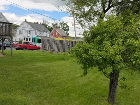 4 S Westbrook Ave #4, Pen Argyl, PA 18072